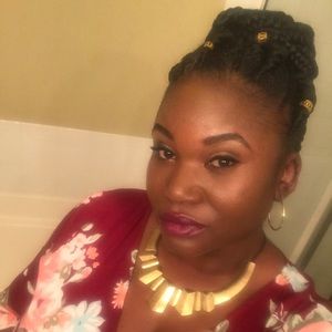 Meet your Posher, Lakeisha